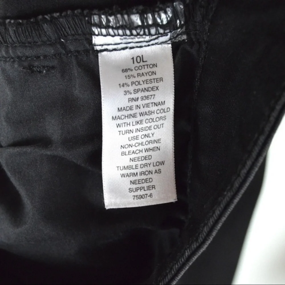 A New‎ Approach a.n.a. Black Stretchy Mid-Rise Jeggings, Size 10L